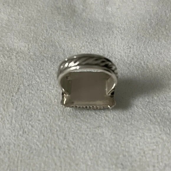 Blue Topaz SS ring - Vanessa Mellet - Size 6